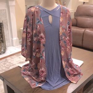 Dusty rose/ floral kimono; no flaws or stains